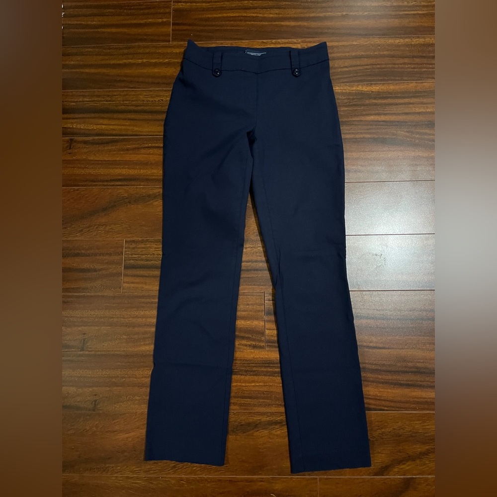 Reitmans women’s 7 pants, straight leg, stretch, navy blue